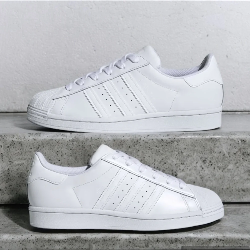 Adidas woman’s SUPERSTAR W SHOES Sneakers WhiteSize 7.5